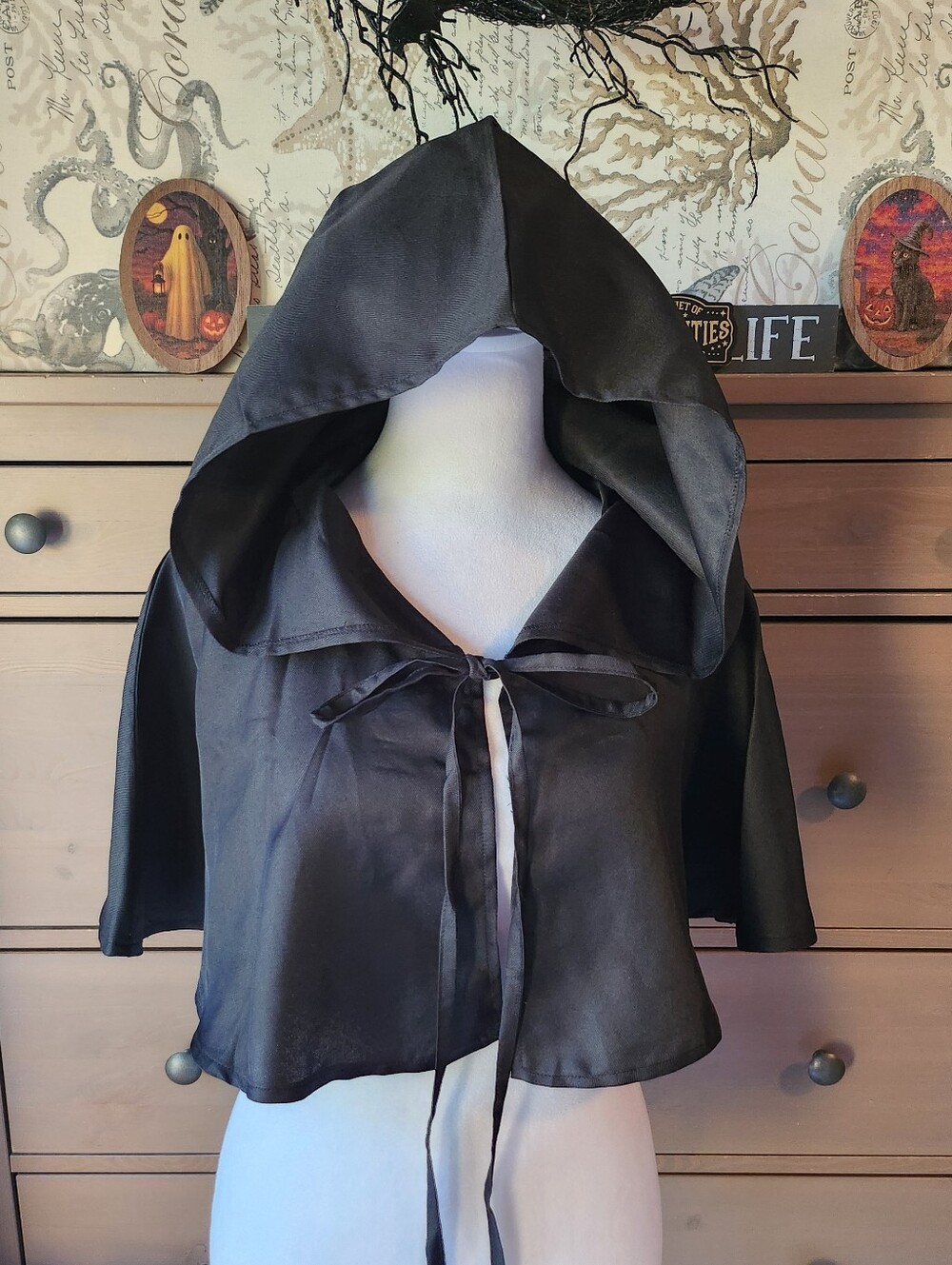 Black Hooded Capelet With Tie #witchy #halloween #darkacademia